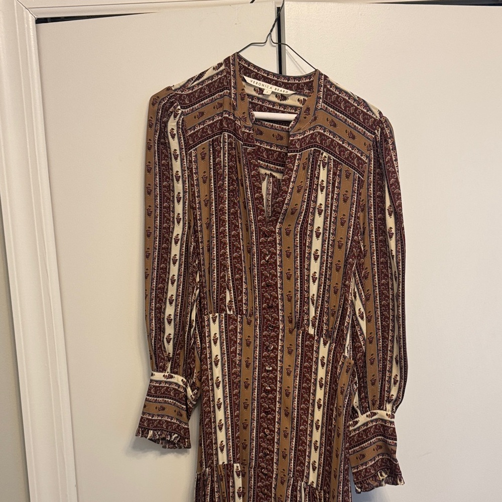 VERONICA BEARD Maidens belted tiered printed crepe de chine maxi dress US 6 - Picture 3 of 6